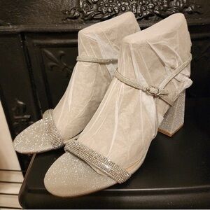 Kelly & Katie Silver Glitter Block Heels
